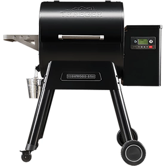 Traeger Ironwood Series 650 Pellet Grill + Pellet Sensor Salts
